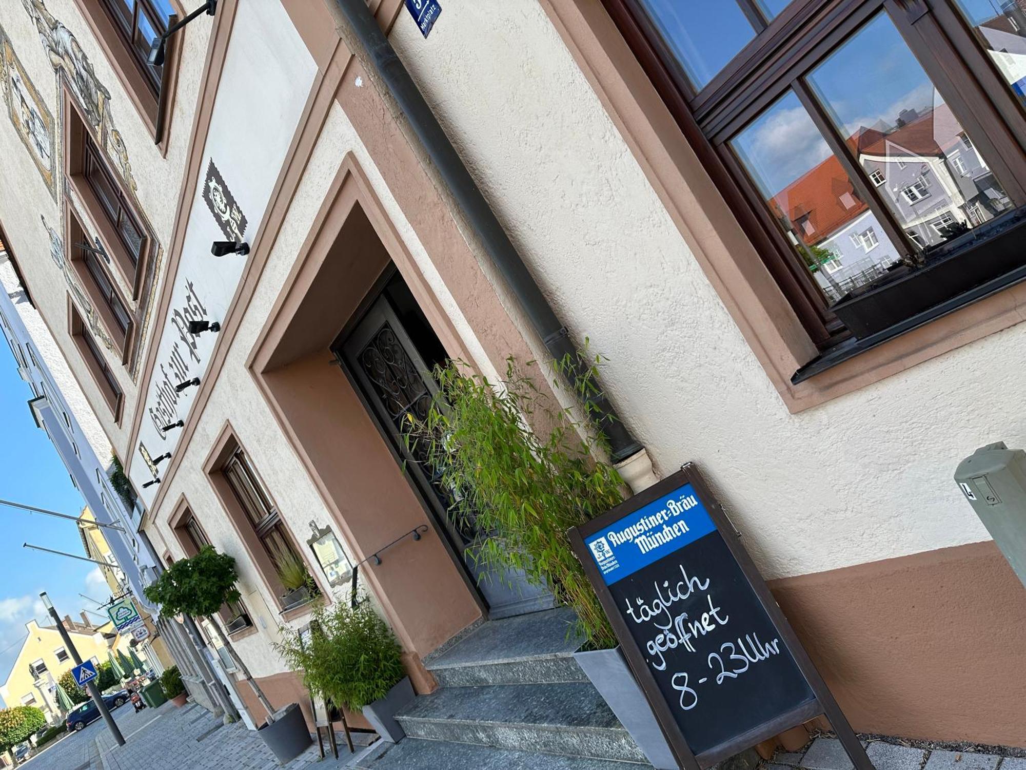 Gasthof Zur Post Wolnzach Eksteriør billede